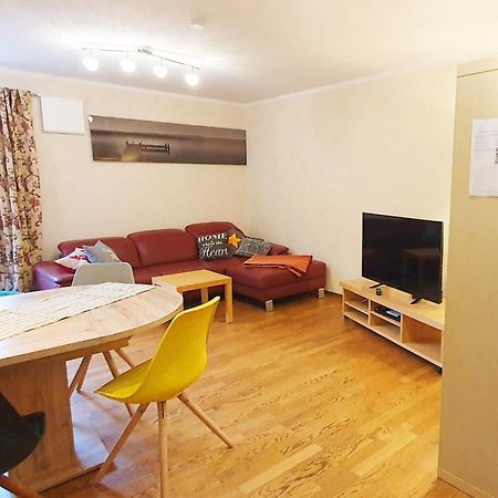 Ferienwohnung Hilpert Флинтсбах Екстериор снимка